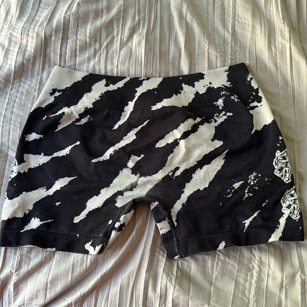 kayta darc sport shorts